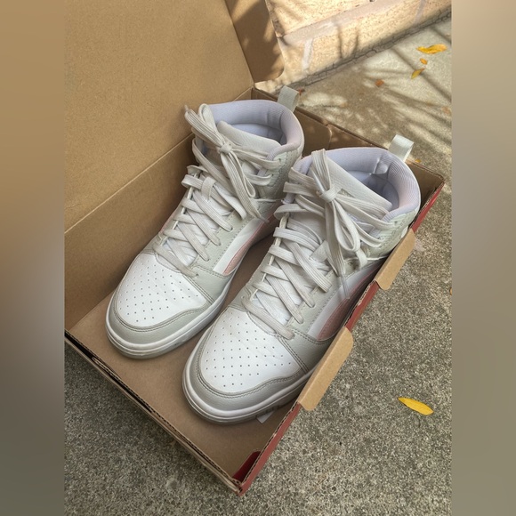 Puma Rebound V6 Mid Jr Sneakers – Youth 5 - Picture 5 of 7